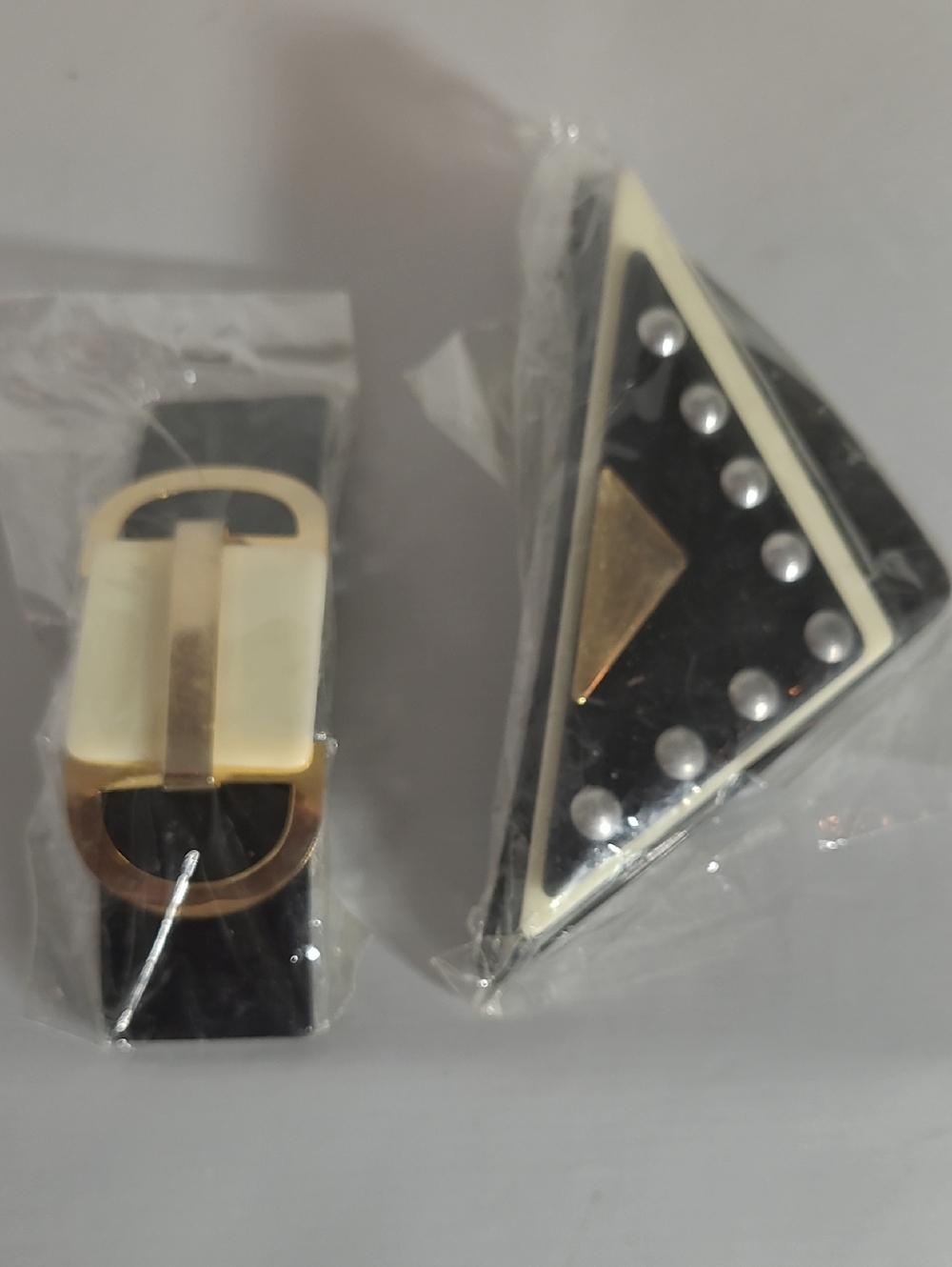 Vintage 1980s Black and Cream Geometric Statement Hair Clip Set